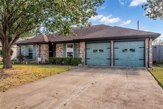 326 Una Drive, Deer Park, TX 77536