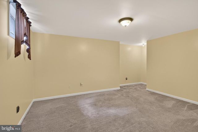 106 MAVERICK CT, Stephens City, VA 22655