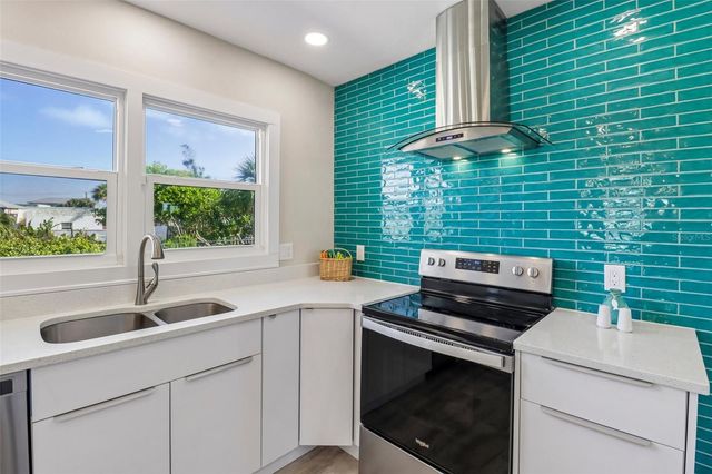 133 PARK AVENUE, Daytona Beach, FL 32118