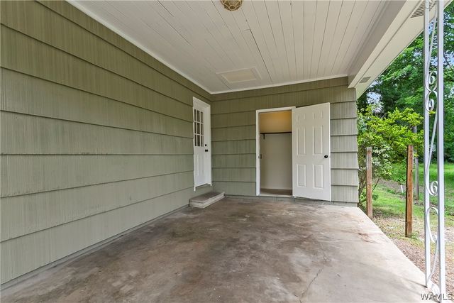624 James I Harrison Jr, Tuscaloosa, AL 35405