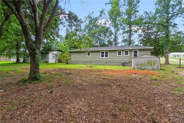 624 James I Harrison Jr, Tuscaloosa, AL 35405