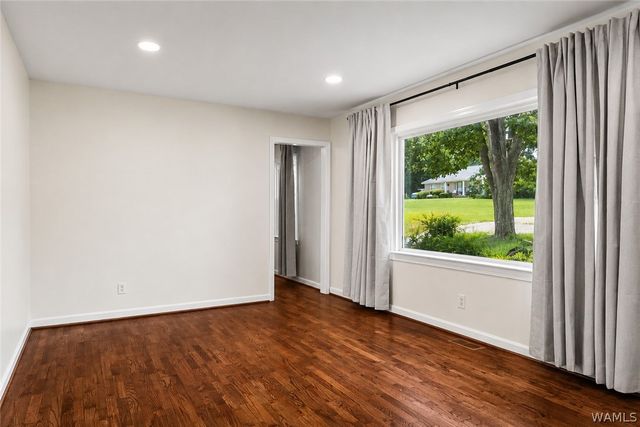 624 James I Harrison Jr, Tuscaloosa, AL 35405