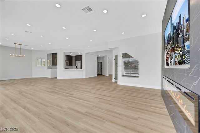 2589 Sun Reef Road, Las Vegas, NV 89128