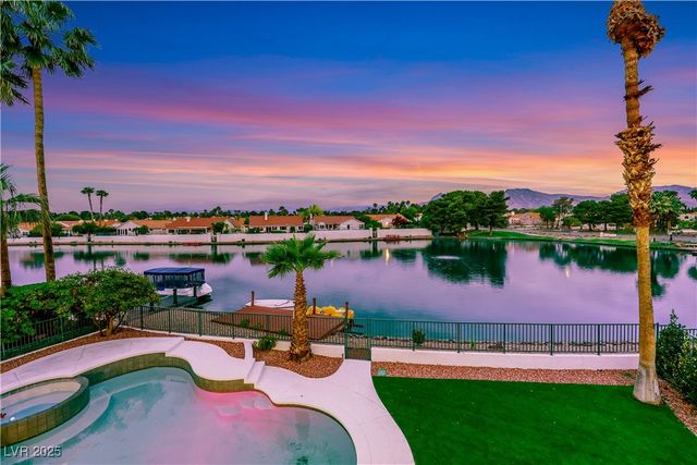 2589 Sun Reef Road, Las Vegas, NV 89128