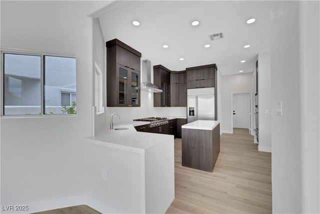 2589 Sun Reef Road, Las Vegas, NV 89128