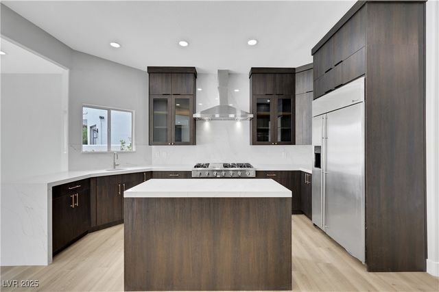 2589 Sun Reef Road, Las Vegas, NV 89128