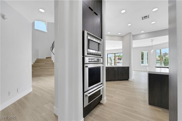 2589 Sun Reef Road, Las Vegas, NV 89128