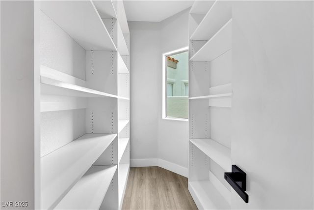 2589 Sun Reef Road, Las Vegas, NV 89128