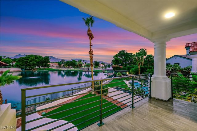 2589 Sun Reef Road, Las Vegas, NV 89128