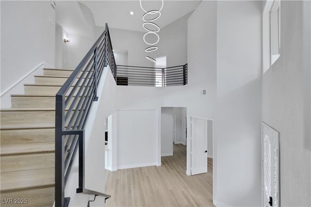 2589 Sun Reef Road, Las Vegas, NV 89128