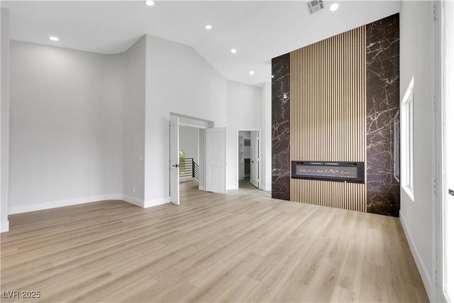 2589 Sun Reef Road, Las Vegas, NV 89128