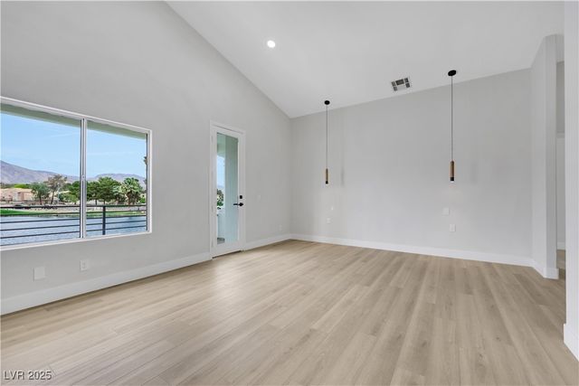 2589 Sun Reef Road, Las Vegas, NV 89128