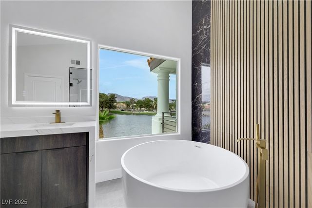 2589 Sun Reef Road, Las Vegas, NV 89128