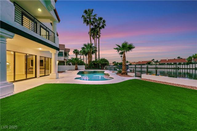 2589 Sun Reef Road, Las Vegas, NV 89128