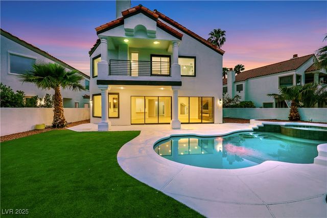 2589 Sun Reef Road, Las Vegas, NV 89128