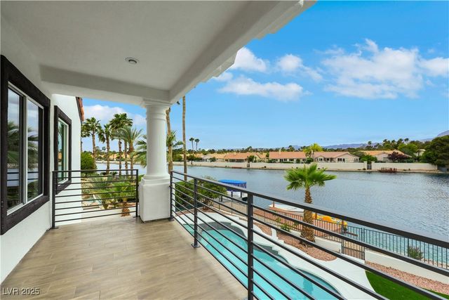 2589 Sun Reef Road, Las Vegas, NV 89128