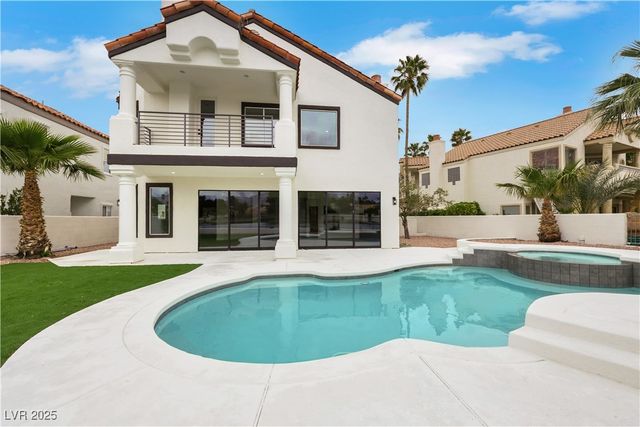 2589 Sun Reef Road, Las Vegas, NV 89128