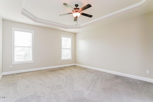 650 Winding Oak Way, Clayton, NC 27520