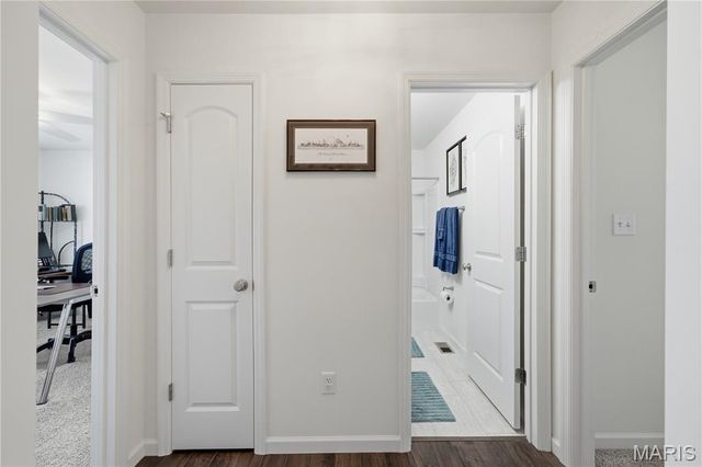 104 Hannahs Mill Drive, Lake St Louis, MO 63367