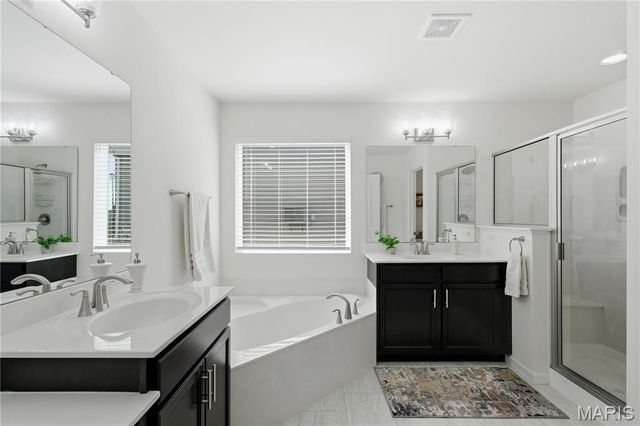 104 Hannahs Mill Drive, Lake St Louis, MO 63367