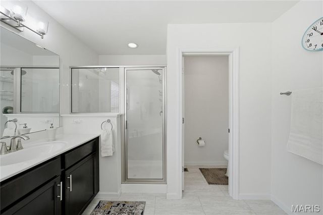 104 Hannahs Mill Drive, Lake St Louis, MO 63367