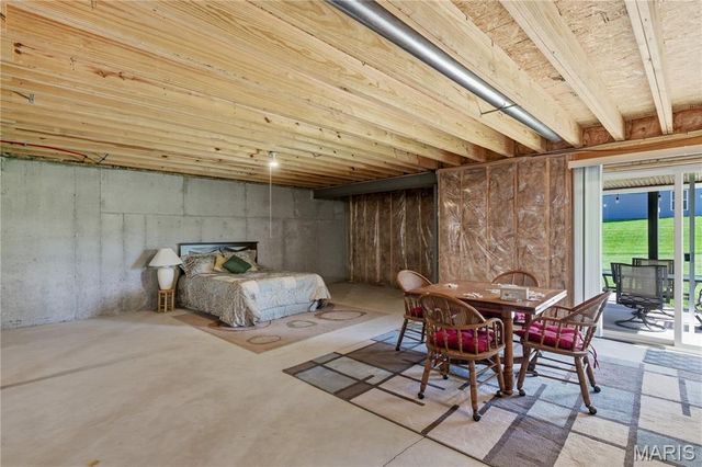 104 Hannahs Mill Drive, Lake St Louis, MO 63367