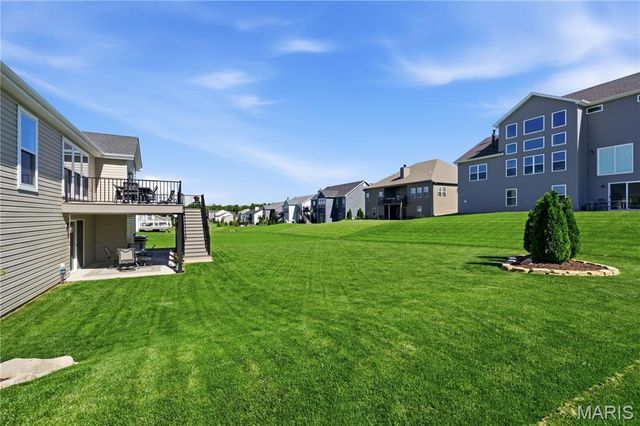 104 Hannahs Mill Drive, Lake St Louis, MO 63367