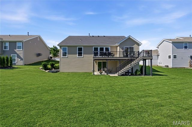 104 Hannahs Mill Drive, Lake St Louis, MO 63367