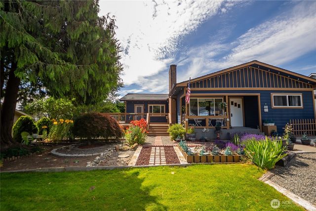 241 9th Street, Blaine, WA 98230