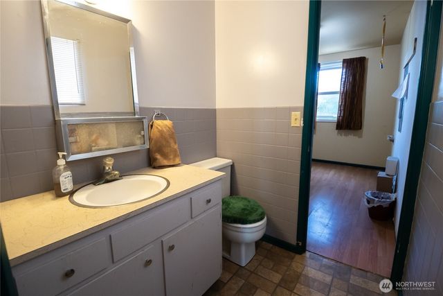 241 9th Street, Blaine, WA 98230