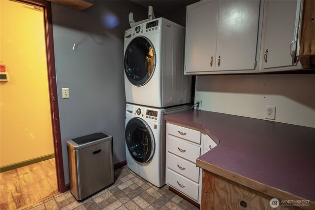 241 9th Street, Blaine, WA 98230