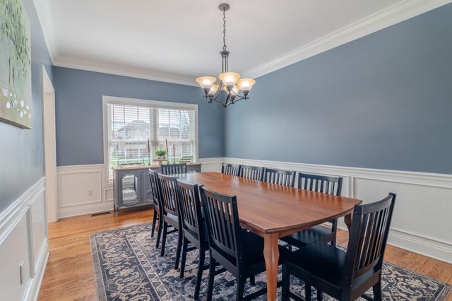 622 Adena Trace, Versailles, KY 40383