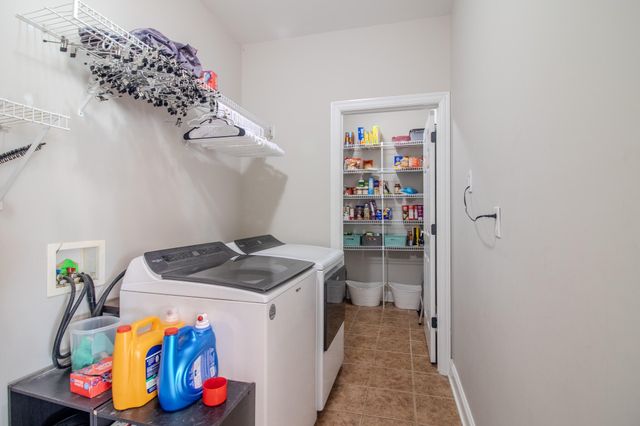 622 Adena Trace, Versailles, KY 40383