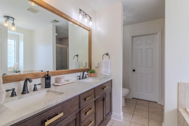 622 Adena Trace, Versailles, KY 40383