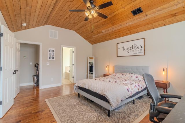 622 Adena Trace, Versailles, KY 40383