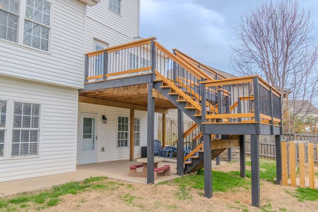 622 Adena Trace, Versailles, KY 40383