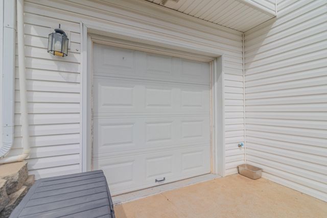 622 Adena Trace, Versailles, KY 40383