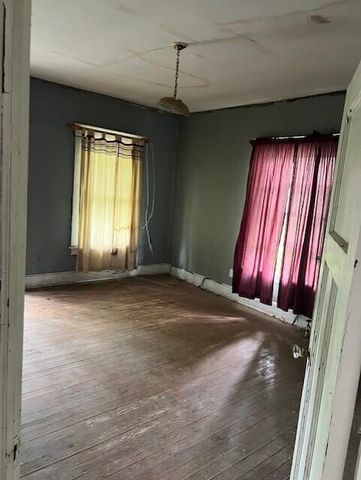 419 S FOURTH ST, Moberly, MO 65270