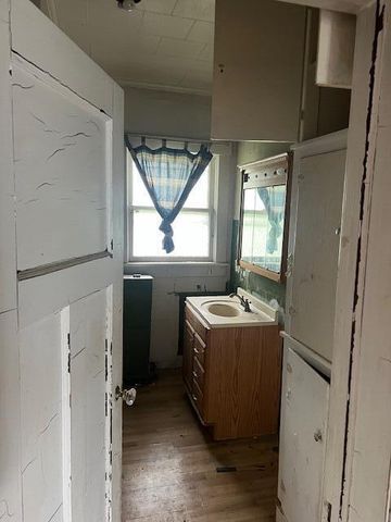419 S FOURTH ST, Moberly, MO 65270