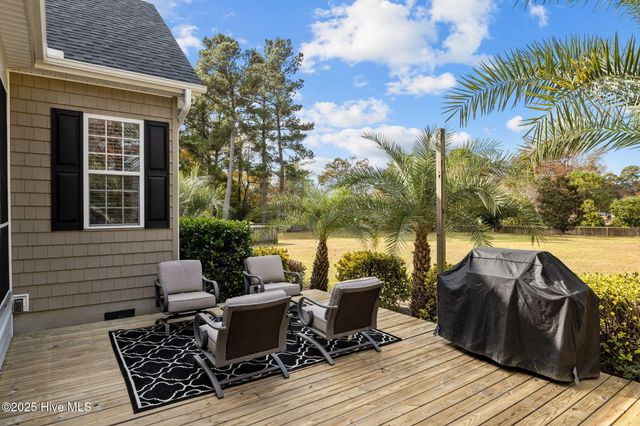 1916 Red Fox Lane, Morehead City, NC 28557