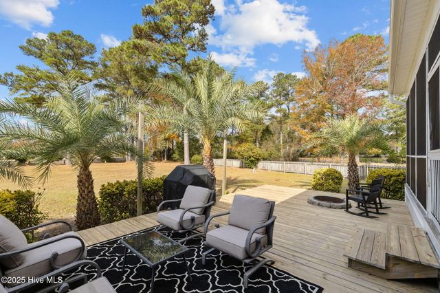 1916 Red Fox Lane, Morehead City, NC 28557