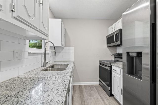 1504 N Emery Street, Independence, MO 64050