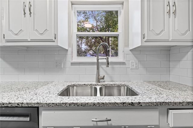 1504 N Emery Street, Independence, MO 64050