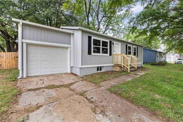 1504 N Emery Street, Independence, MO 64050