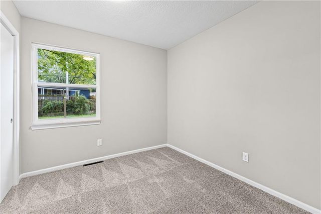1504 N Emery Street, Independence, MO 64050