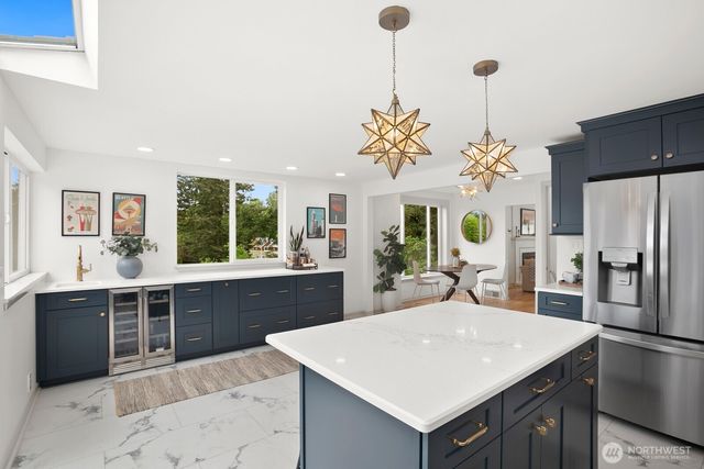 842 NW 97th Street, Seattle, WA 98117