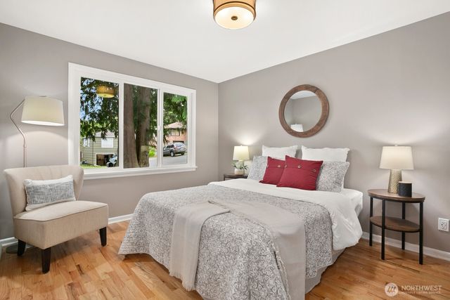 842 NW 97th Street, Seattle, WA 98117