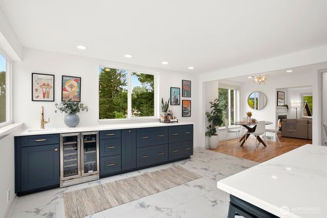 842 NW 97th Street, Seattle, WA 98117