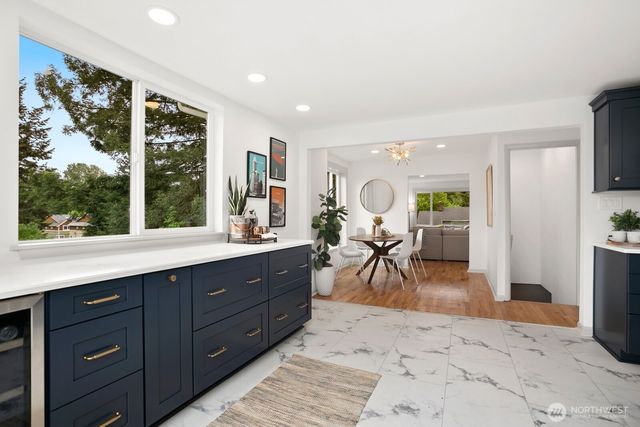 842 NW 97th Street, Seattle, WA 98117