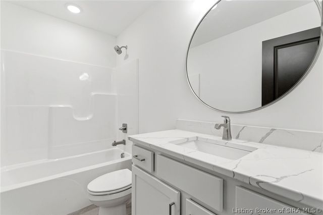 3206 Hamburg Pike, Jeffersonville, IN 47130